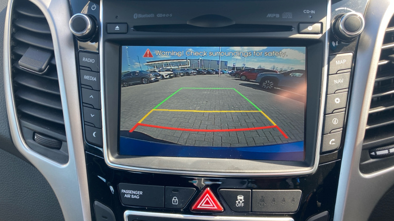 Hyundai i30 1.4 Blue Drive SE Nav 5dr Petrol Hatchback